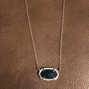 Kendra Scott pendant necklace
